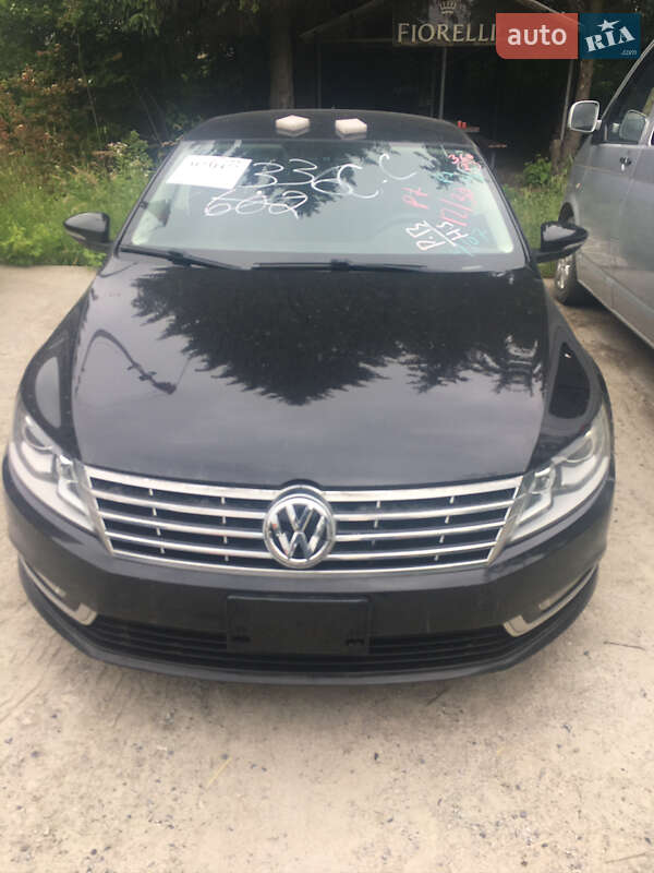 Купе Volkswagen CC / Passat CC 2012 в Львове
