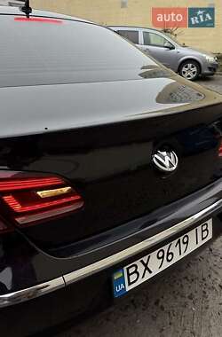 Купе Volkswagen CC / Passat CC 2012 в 