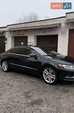 Купе Volkswagen CC / Passat CC 2012 в 
