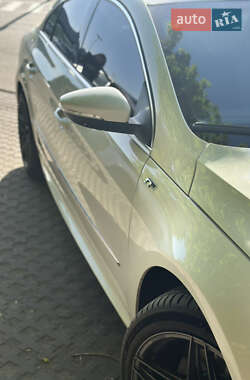 Купе Volkswagen CC / Passat CC 2011 в 