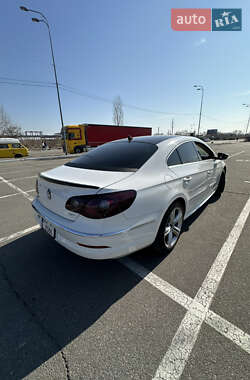 Купе Volkswagen CC / Passat CC 2011 в 