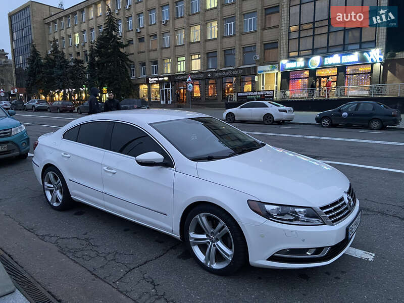 Купе Volkswagen CC / Passat CC 2012 в Миколаєві