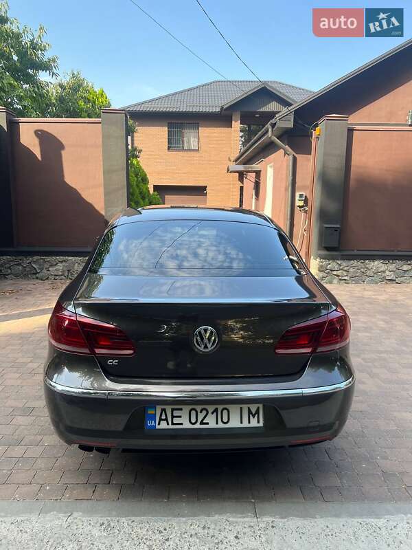 Купе Volkswagen CC / Passat CC 2012 в Днепре