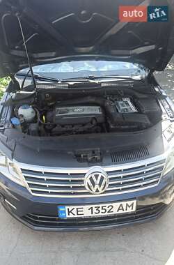 Купе Volkswagen CC / Passat CC 2015 в 
