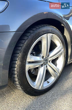 Купе Volkswagen CC / Passat CC 2012 в 