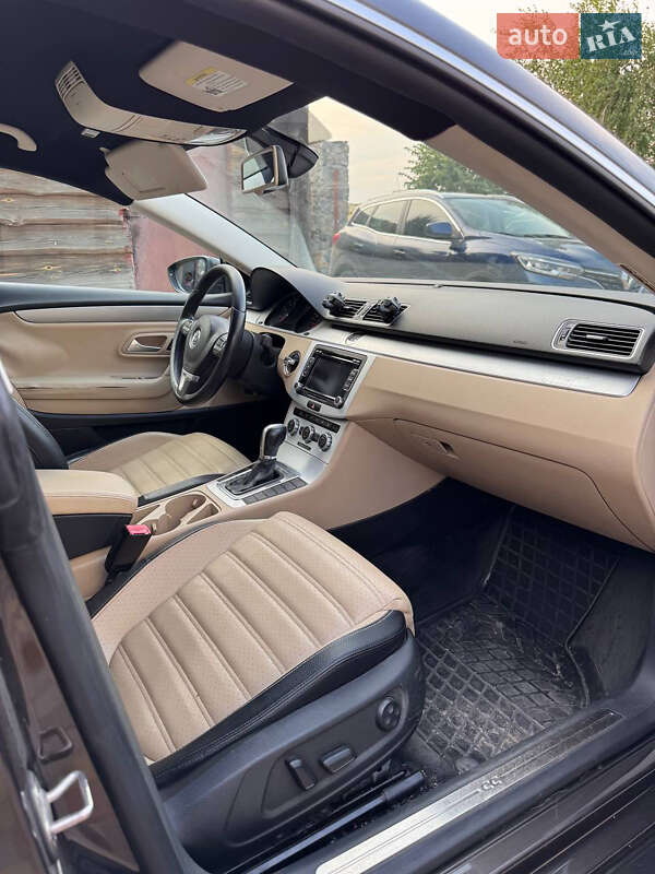 Купе Volkswagen CC / Passat CC 2012 в Павлограде