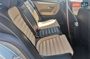 Купе Volkswagen CC / Passat CC 2012 в 
