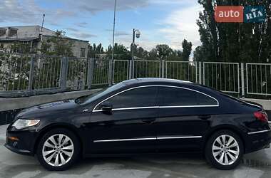 Купе Volkswagen CC / Passat CC 2009 в Киеве