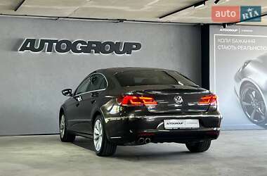 Купе Volkswagen CC / Passat CC 2013 в 