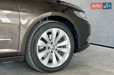 Купе Volkswagen CC / Passat CC 2013 в 