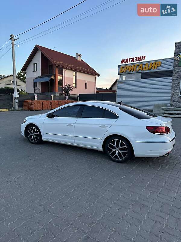 Купе Volkswagen CC / Passat CC 2013 в Львове