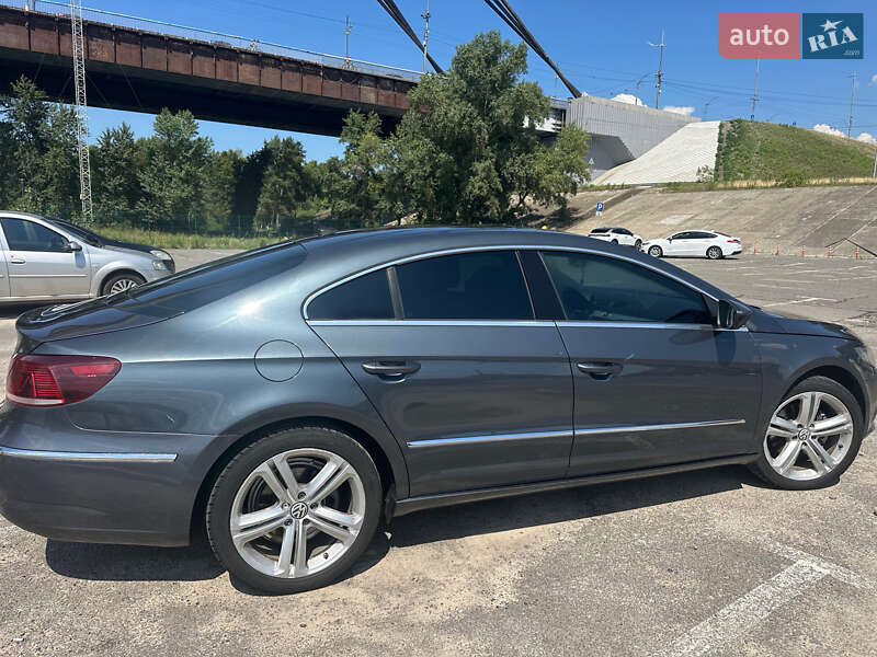 Купе Volkswagen CC / Passat CC 2012 в Киеве