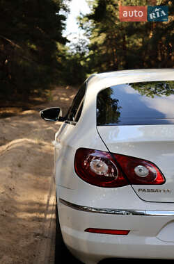 Купе Volkswagen CC / Passat CC 2012 в 