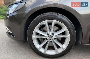 Купе Volkswagen CC / Passat CC 2012 в 