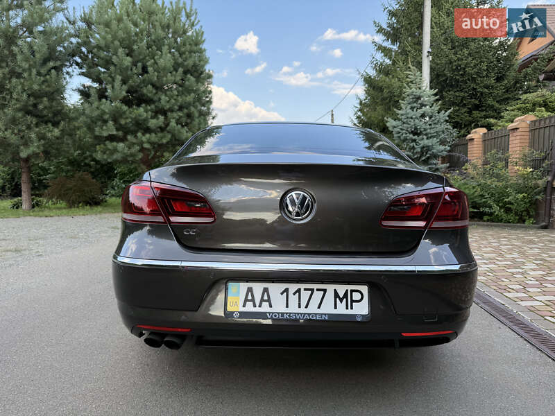 Купе Volkswagen CC / Passat CC 2012 в Киеве