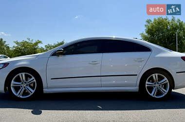 Купе Volkswagen CC / Passat CC 2013 в 