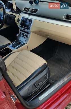Купе Volkswagen CC / Passat CC 2013 в 