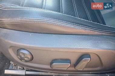 Купе Volkswagen CC / Passat CC 2011 в 