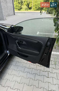 Купе Volkswagen CC / Passat CC 2012 в 