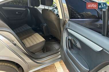 Купе Volkswagen CC / Passat CC 2012 в 