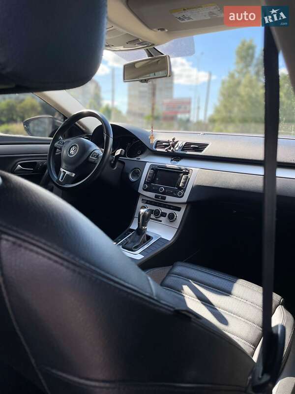 Купе Volkswagen CC / Passat CC 2012 в Сумах