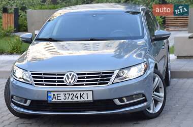 Купе Volkswagen CC / Passat CC 2012 в Киеве