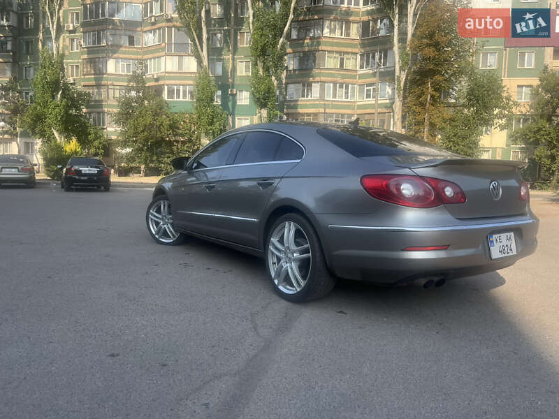 Купе Volkswagen CC / Passat CC 2010 в Кривом Роге