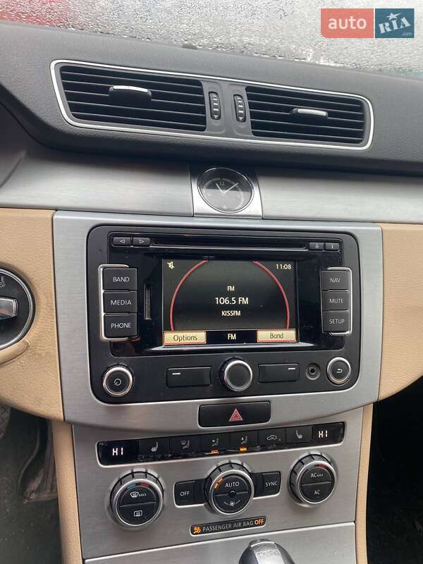 Купе Volkswagen CC / Passat CC 2012 в Киеве