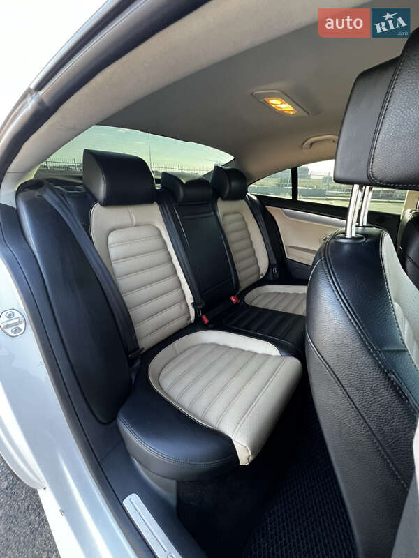Купе Volkswagen CC / Passat CC 2012 в Одессе