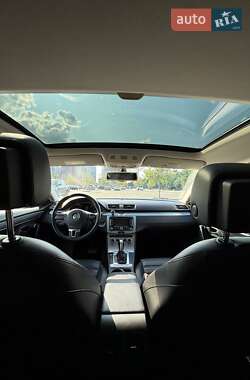 Купе Volkswagen CC / Passat CC 2013 в 