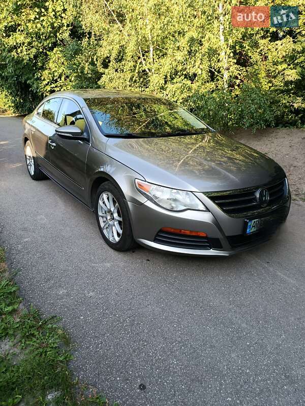 Купе Volkswagen CC / Passat CC 2011 в Дніпрі