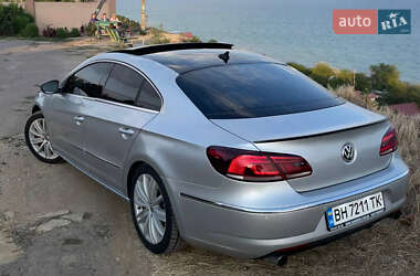 Купе Volkswagen CC / Passat CC 2012 в 