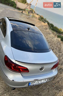 Купе Volkswagen CC / Passat CC 2012 в 