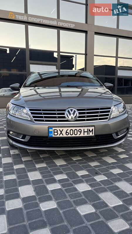 Купе Volkswagen CC / Passat CC 2012 в Шепетівці