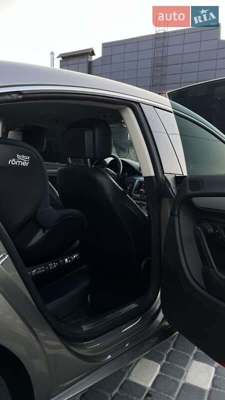 Купе Volkswagen CC / Passat CC 2012 в Шепетівці