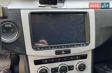 Купе Volkswagen CC / Passat CC 2013 в 
