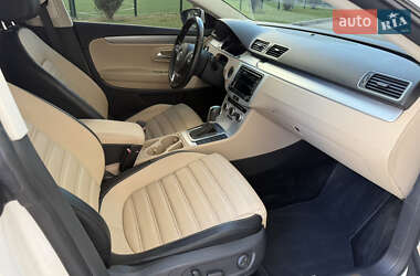 Купе Volkswagen CC / Passat CC 2012 в 