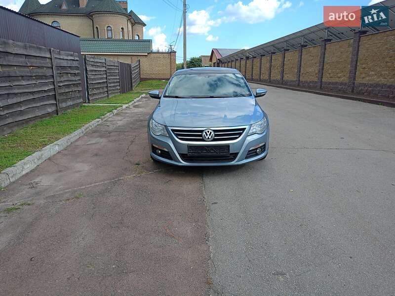 Купе Volkswagen CC / Passat CC 2011 в Конотопе