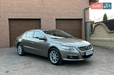 Купе Volkswagen CC / Passat CC 2011 в Смілі