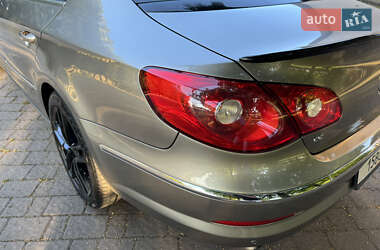 Купе Volkswagen CC / Passat CC 2010 в  фото 14 Купе Volkswagen CC / Passat CC 2010 в
