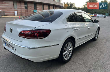 Купе Volkswagen CC / Passat CC 2012 в 