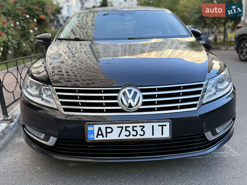 Купе Volkswagen CC / Passat CC 2015 в Києві