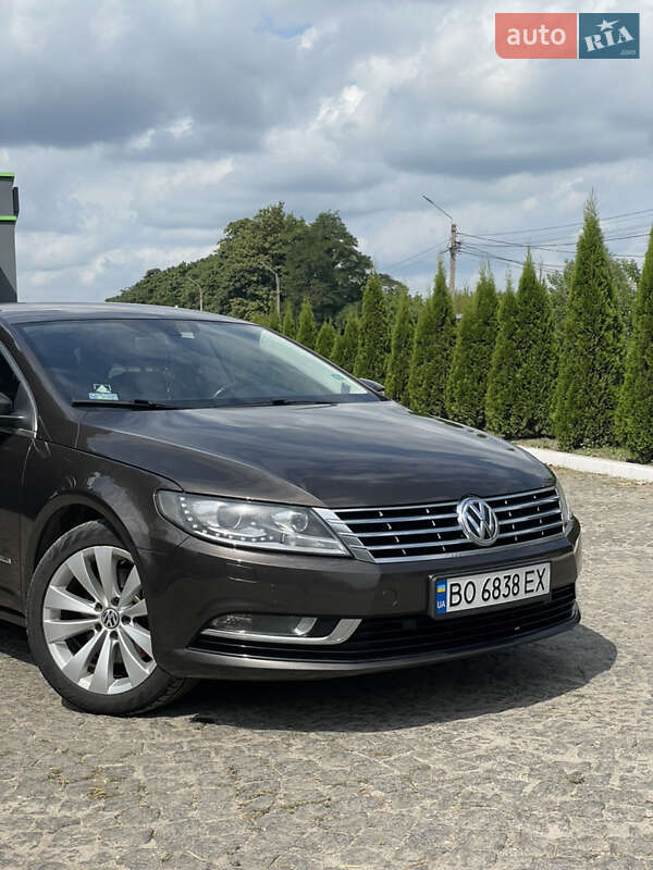 Купе Volkswagen CC / Passat CC 2012 в Тернополе