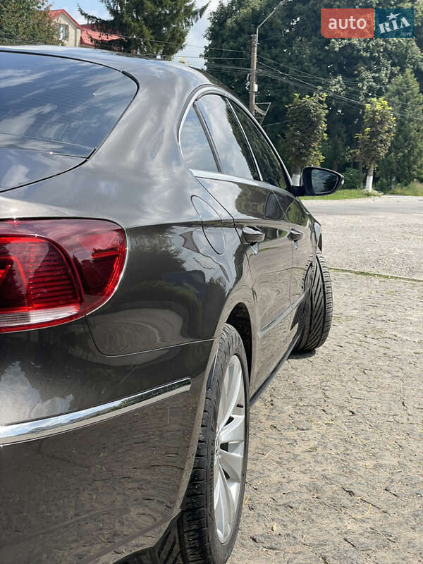 Купе Volkswagen CC / Passat CC 2012 в Тернополе