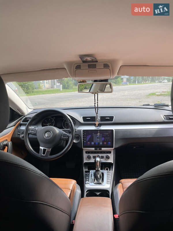 Купе Volkswagen CC / Passat CC 2012 в Тернополе