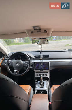 Купе Volkswagen CC / Passat CC 2012 в 