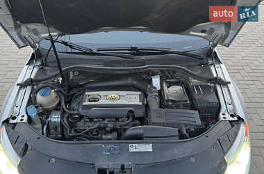Купе Volkswagen CC / Passat CC 2010 в 