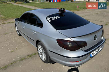 Купе Volkswagen CC / Passat CC 2011 в 