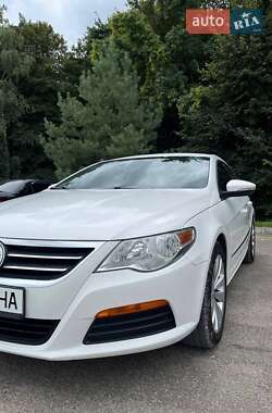 Купе Volkswagen CC / Passat CC 2011 в 