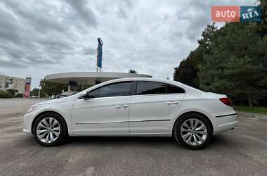 Купе Volkswagen CC / Passat CC 2011 в 